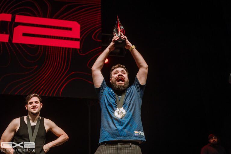 Hungrybox lifts Genesis X2 trophy